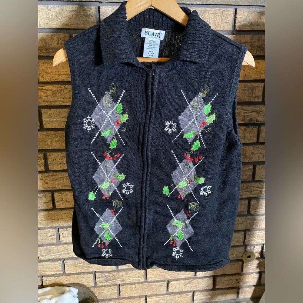 Zip up sweater vest‎